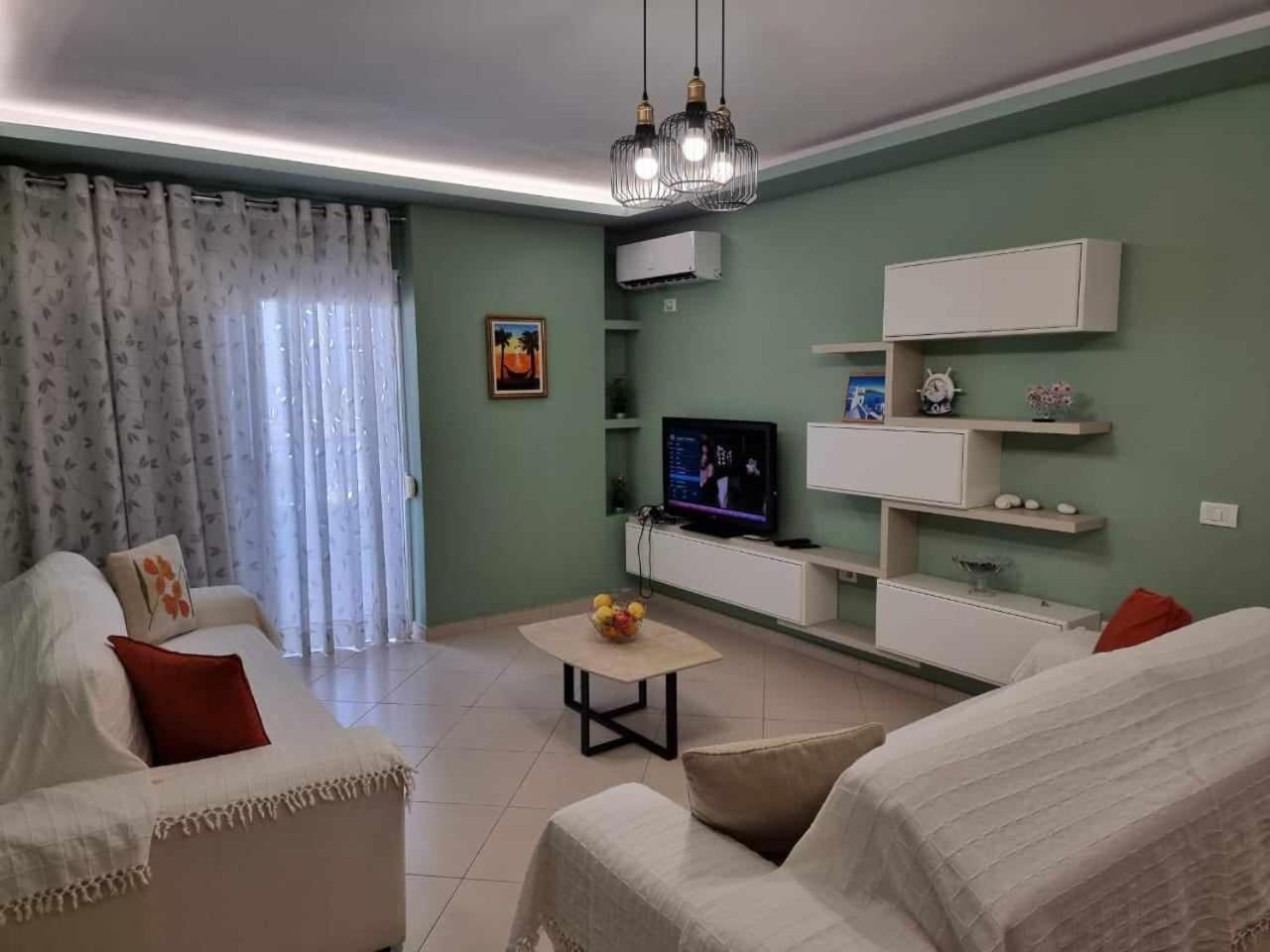 Two Suns Apartament ซารานเดอ ภายนอก รูปภาพ